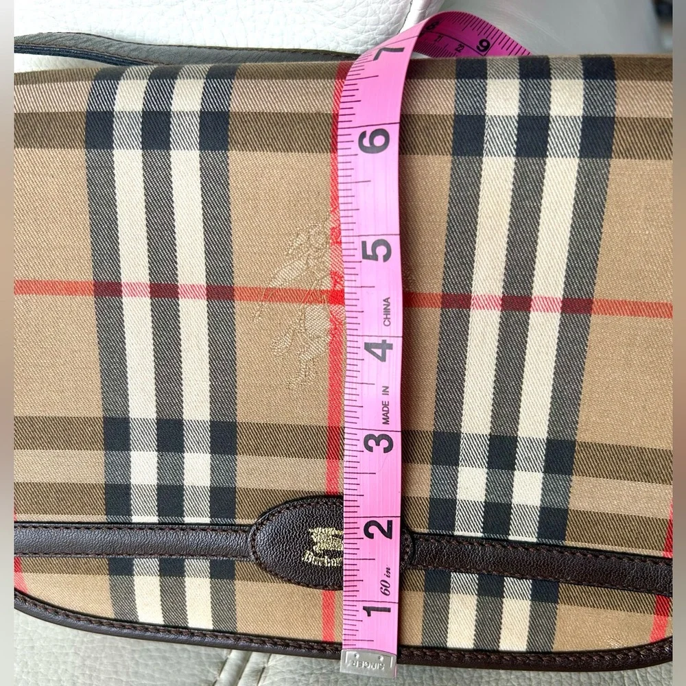 Burberry Nova Check Crossbody Vintage Bag - Picture 13 of 15